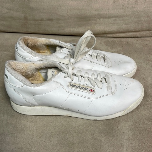 Reebok Shoes Reebok Size 8 Poshmark